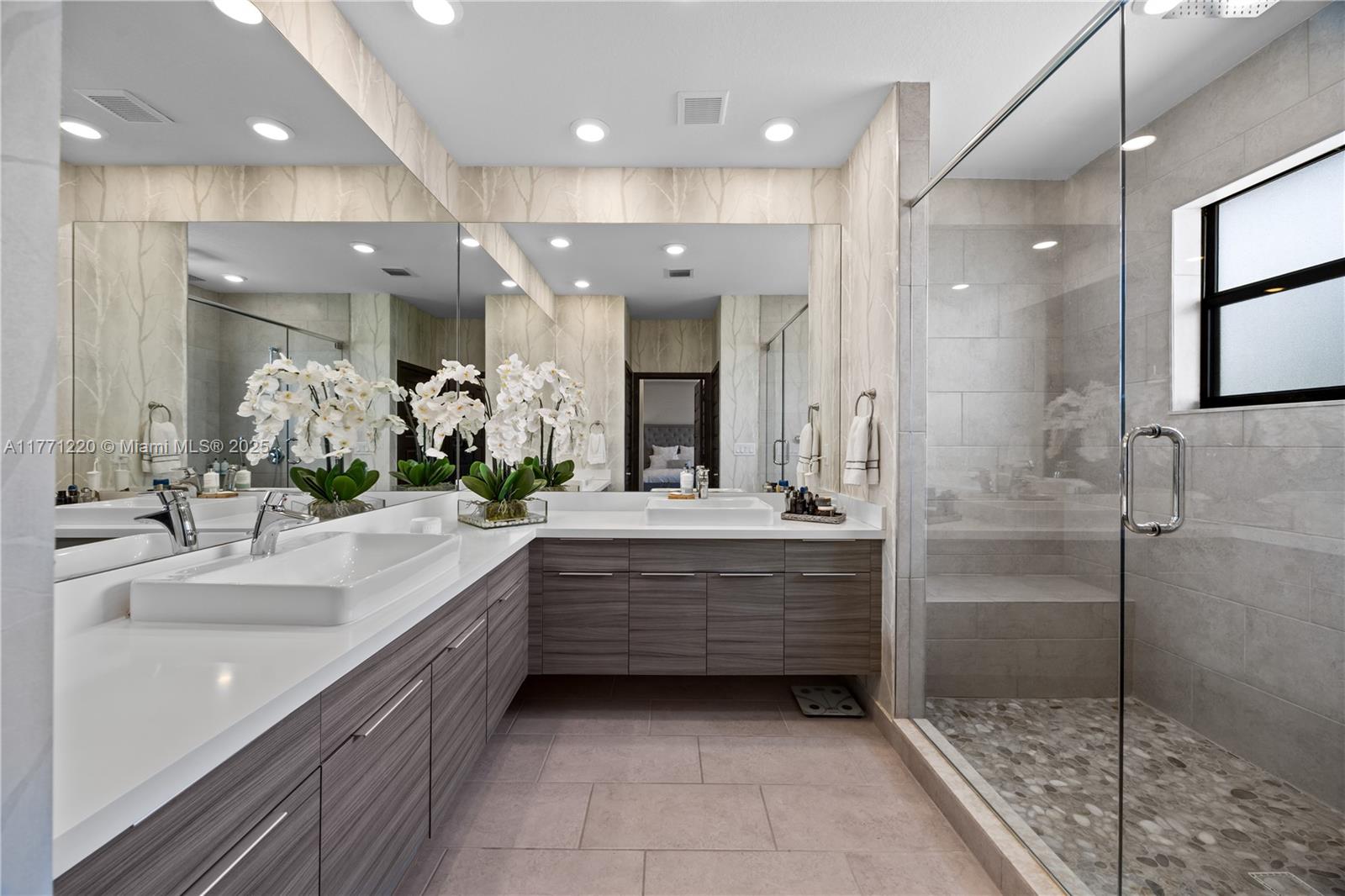 15742 NW 88th Ave, Miami Lakes, Florida image 20