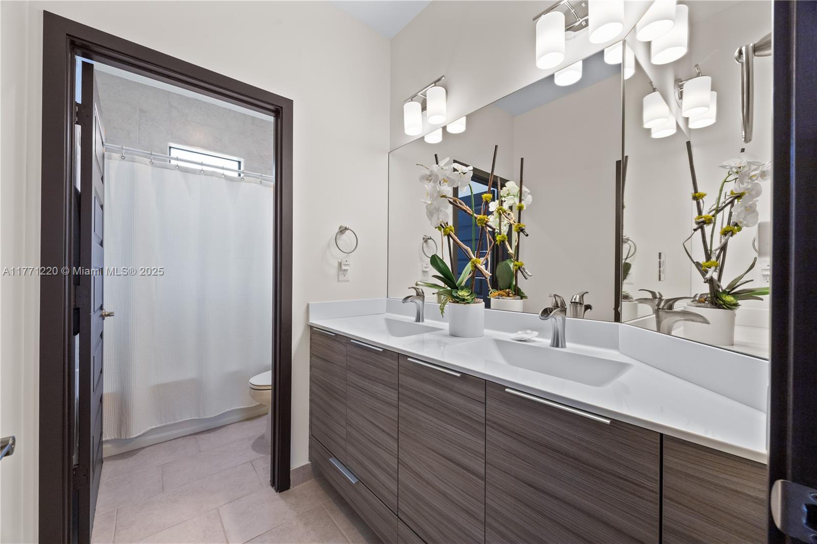 15742 NW 88th Ave, Miami Lakes, Florida image 26
