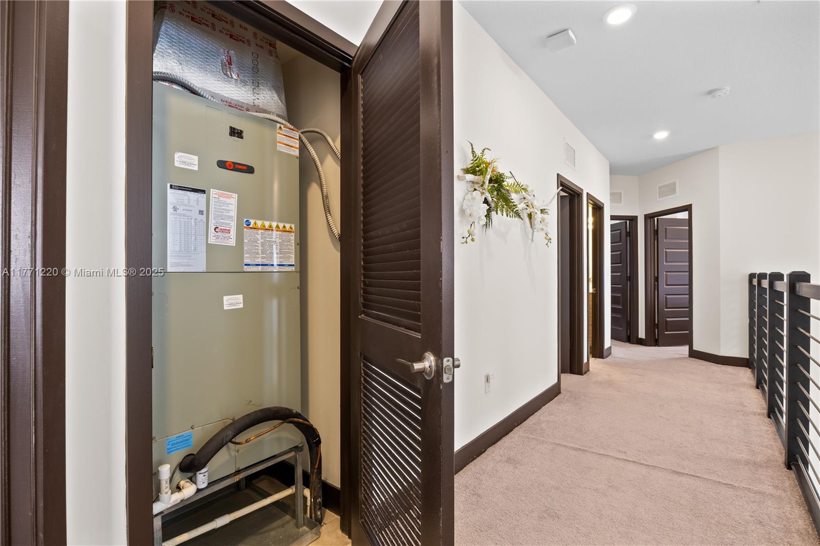 15742 NW 88th Ave, Miami Lakes, Florida image 35