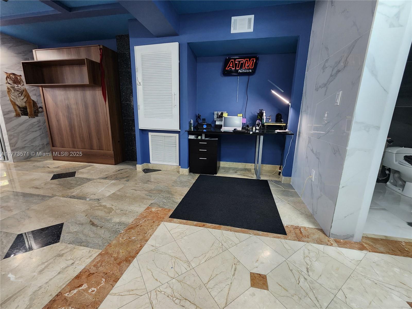 12500 NE 15th Ave #112, North Miami, Florida image 16