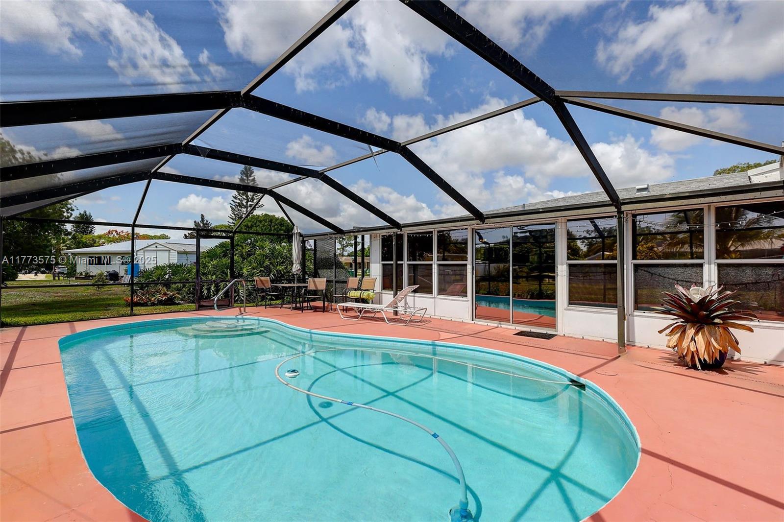 779 SW Ravenswood Ln, Port St. Lucie, Florida image 30
