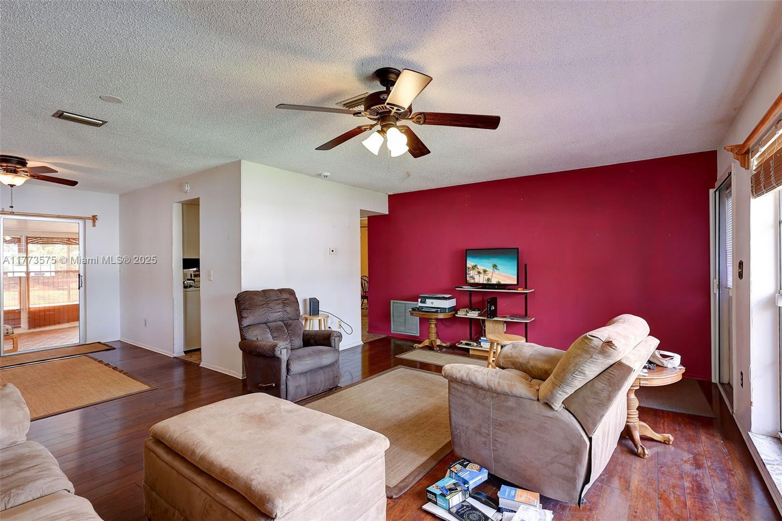 779 SW Ravenswood Ln, Port St. Lucie, Florida image 8