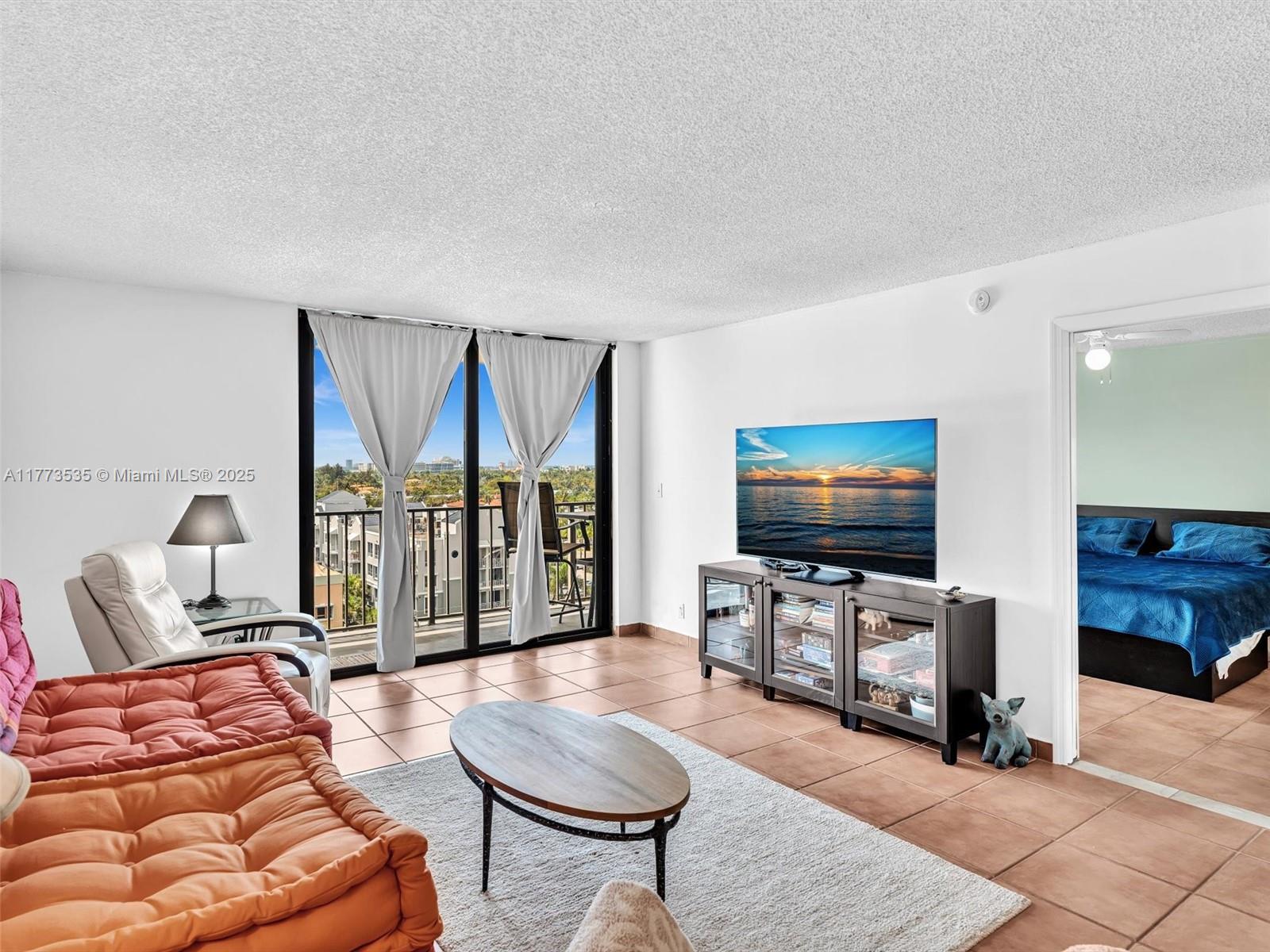 2625 Collins Ave #909, Miami Beach, Florida image 9