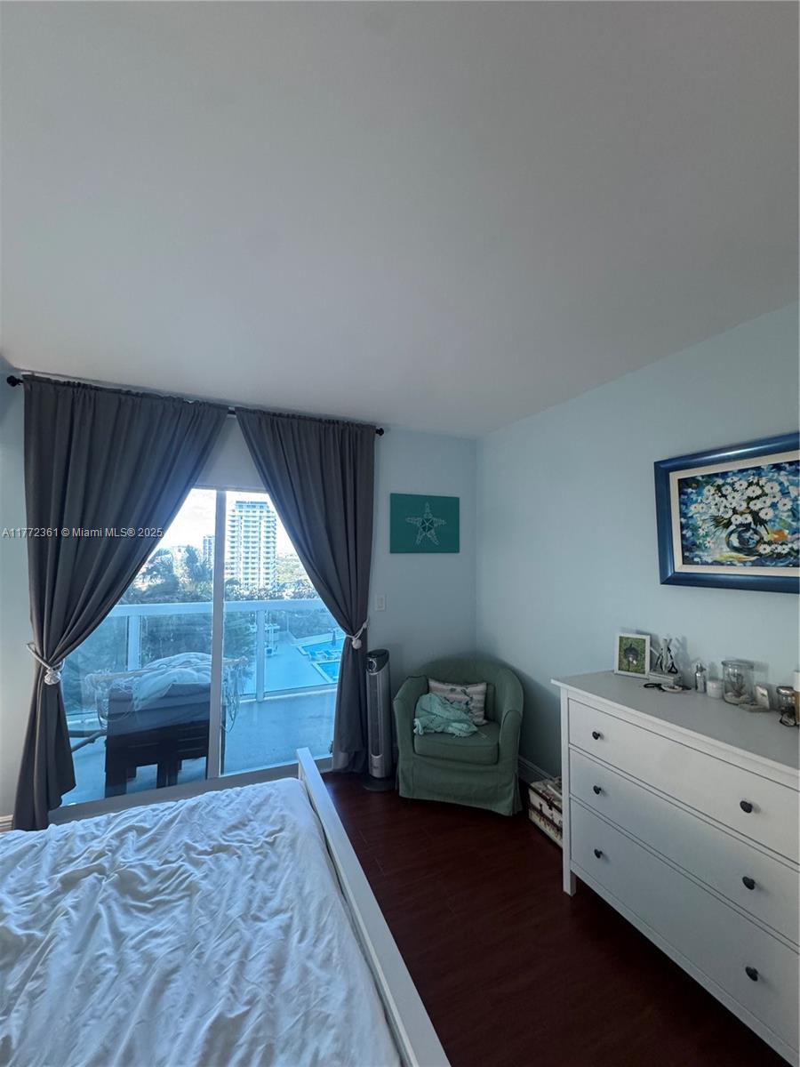 Listing Photo 7