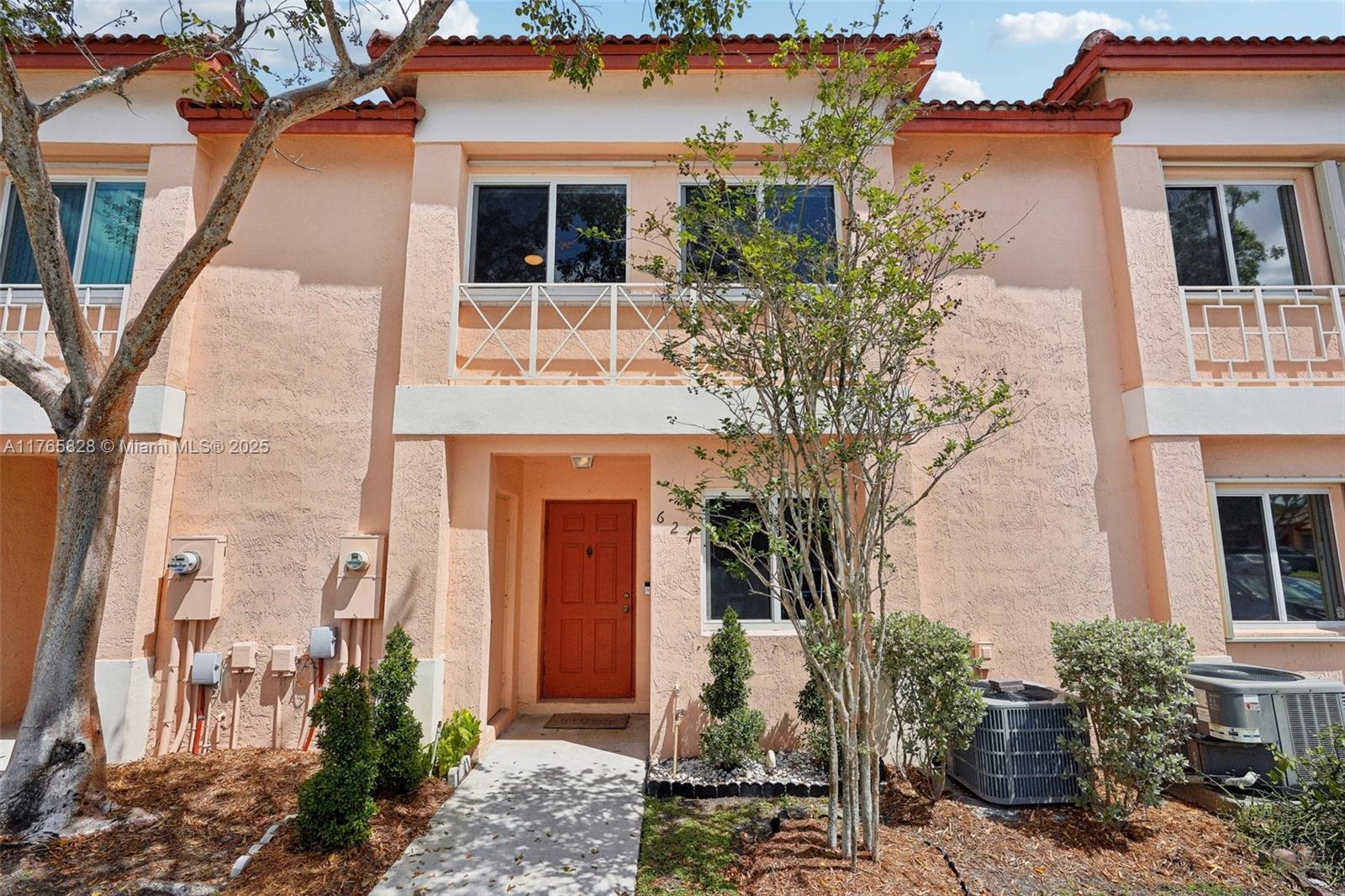 627 NW 208th Dr, Pembroke Pines, Florida image 1