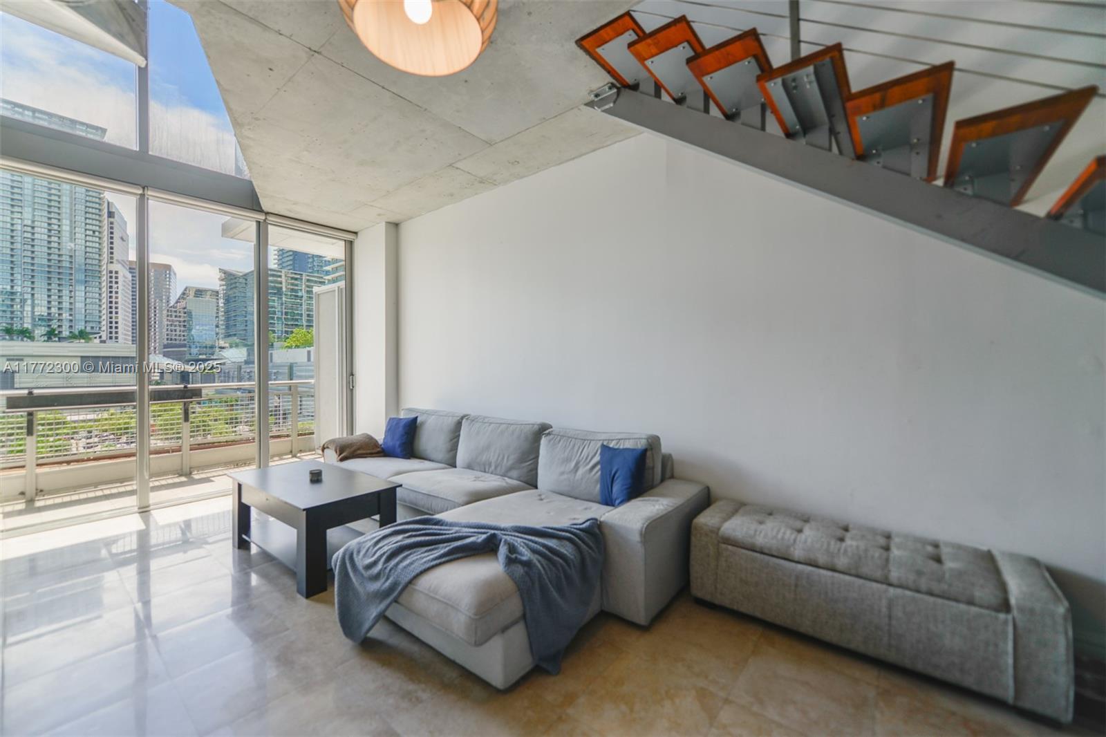 690 SW 1st Ct #1022, Miami FL 33130