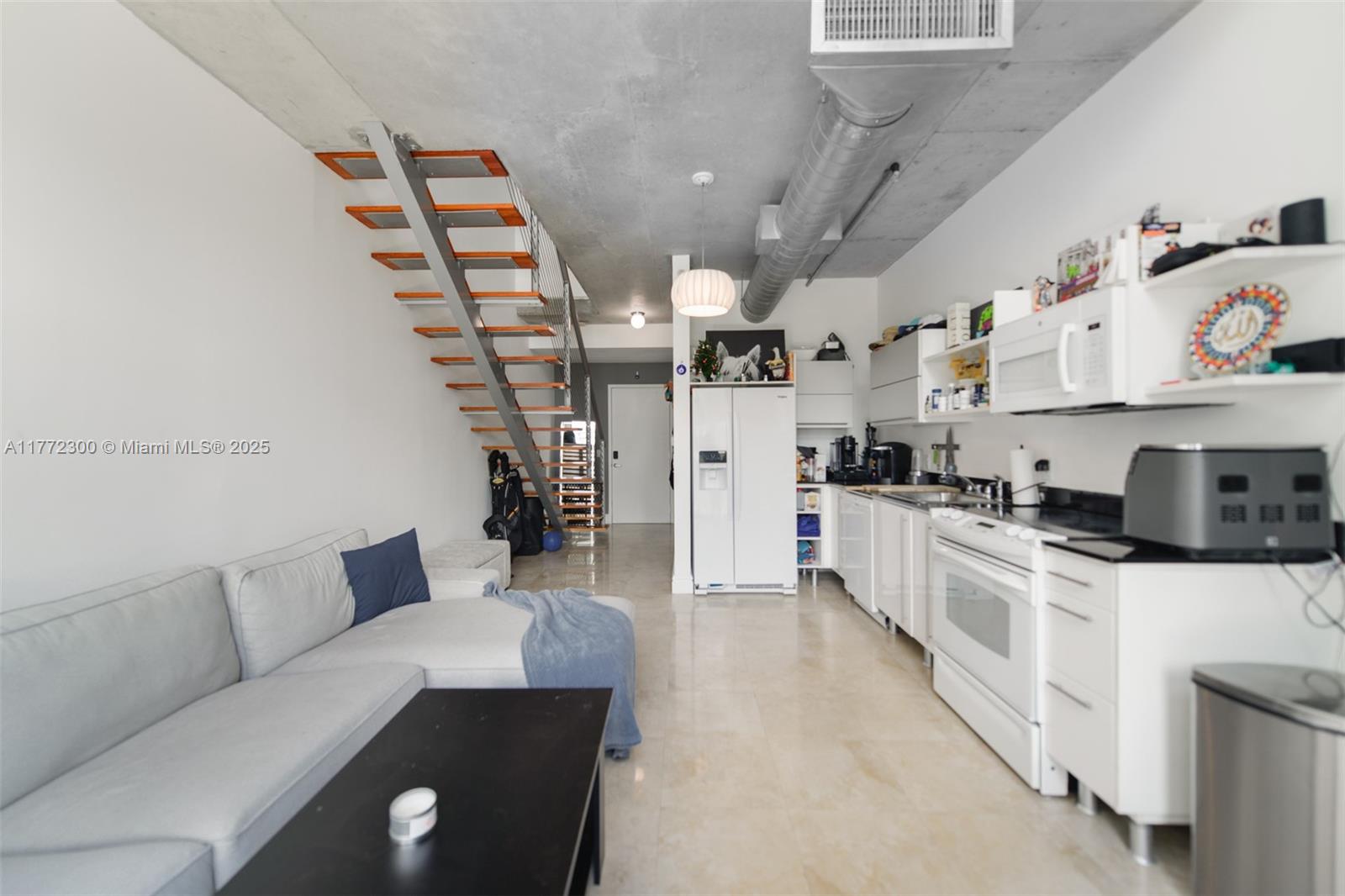690 SW 1st Ct #1022, Miami FL 33130