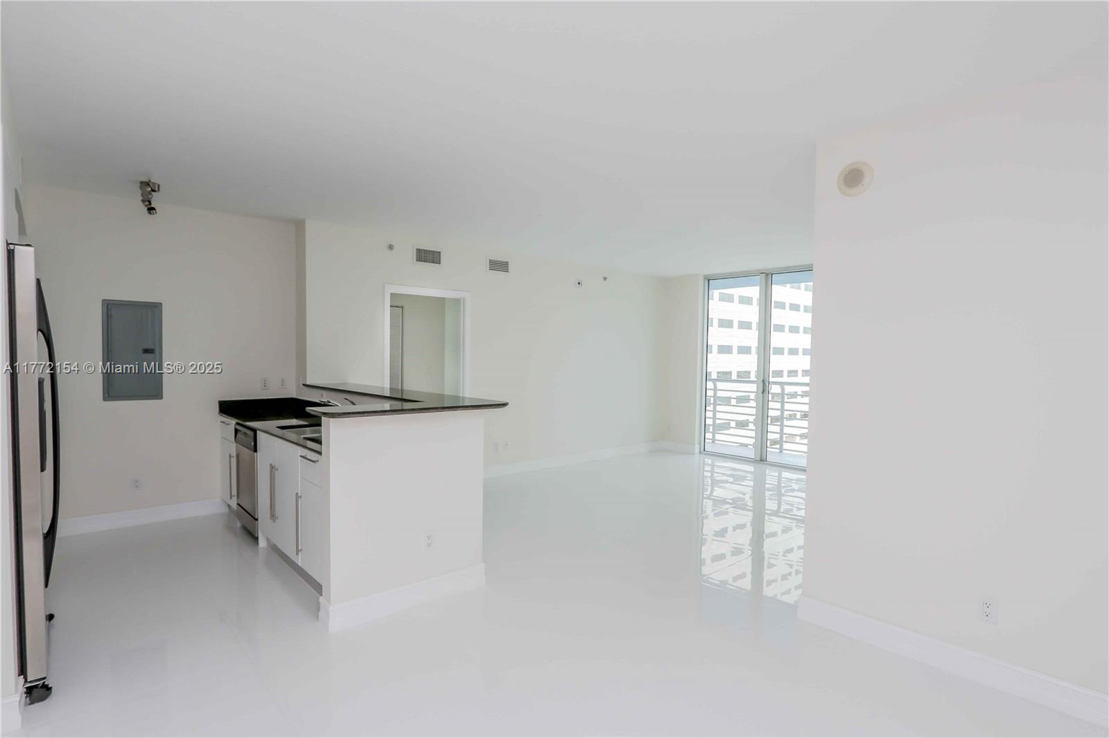 325 S Biscayne Blvd #1922, Miami FL 33131