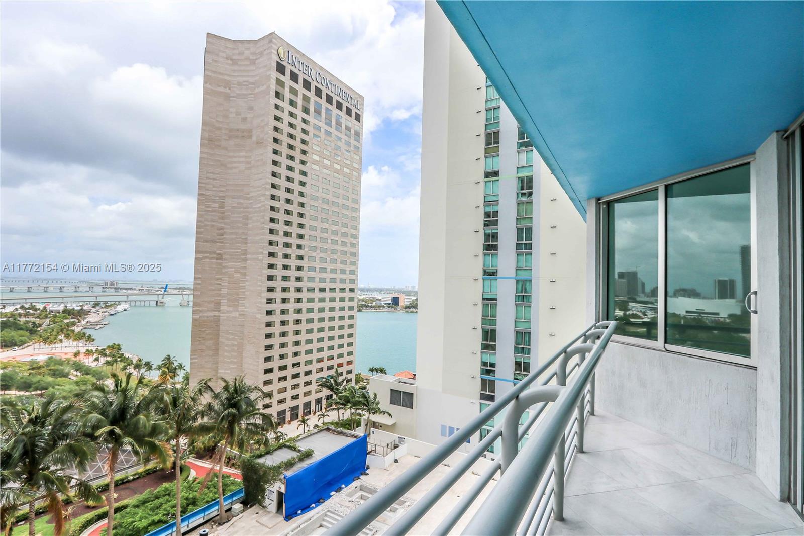 325 S Biscayne Blvd #1922, Miami FL 33131