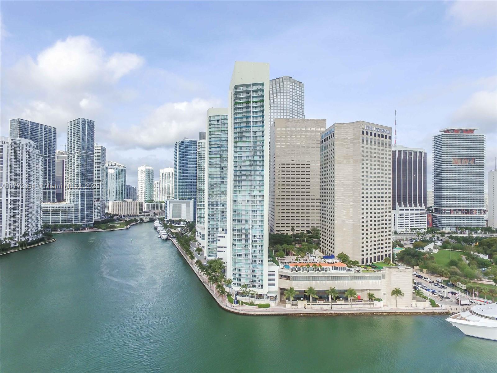325 S Biscayne Blvd #1922, Miami FL 33131