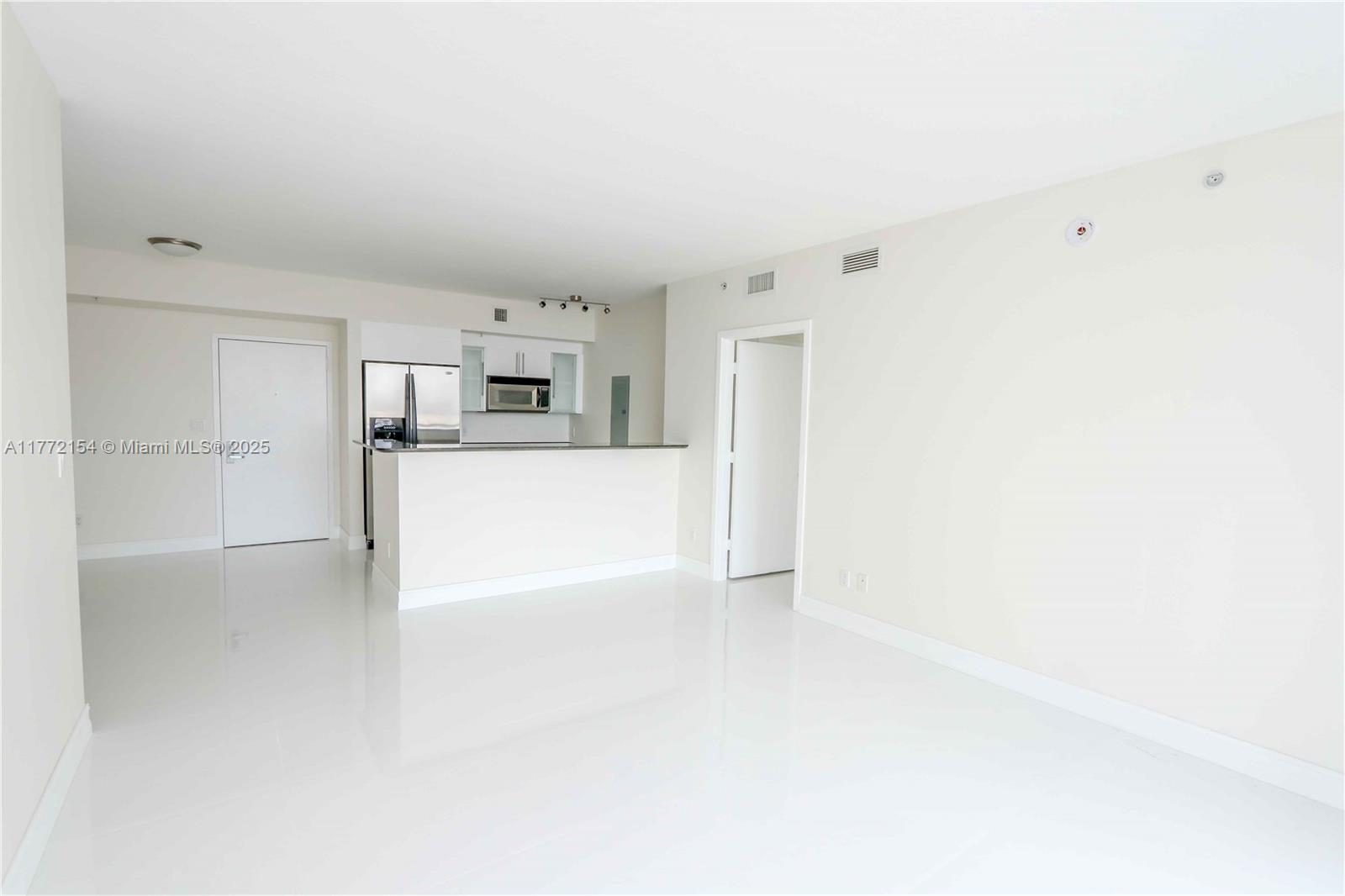 325 S Biscayne Blvd #1922, Miami FL 33131
