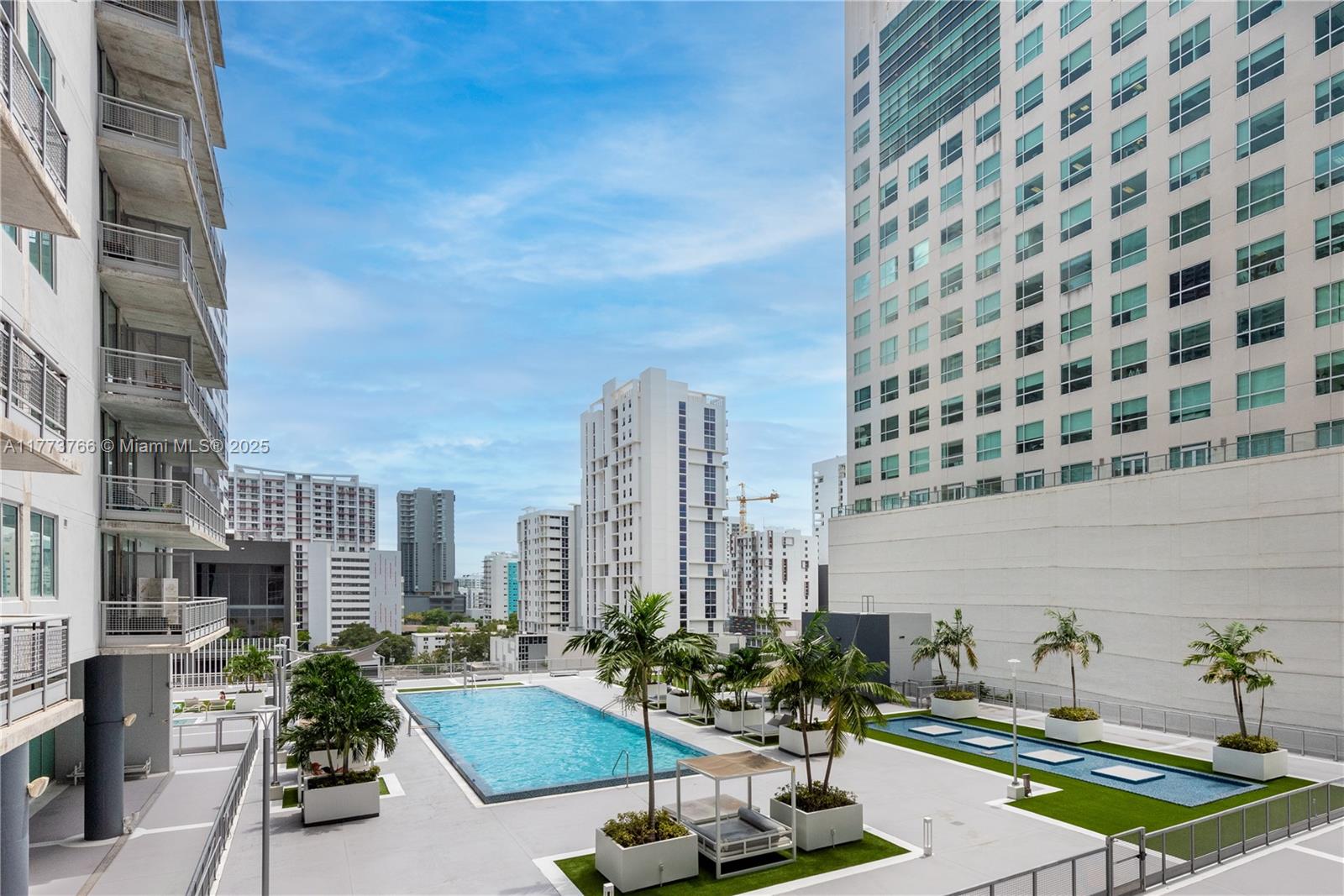 690 SW 1st CT #1034, Miami FL 33130