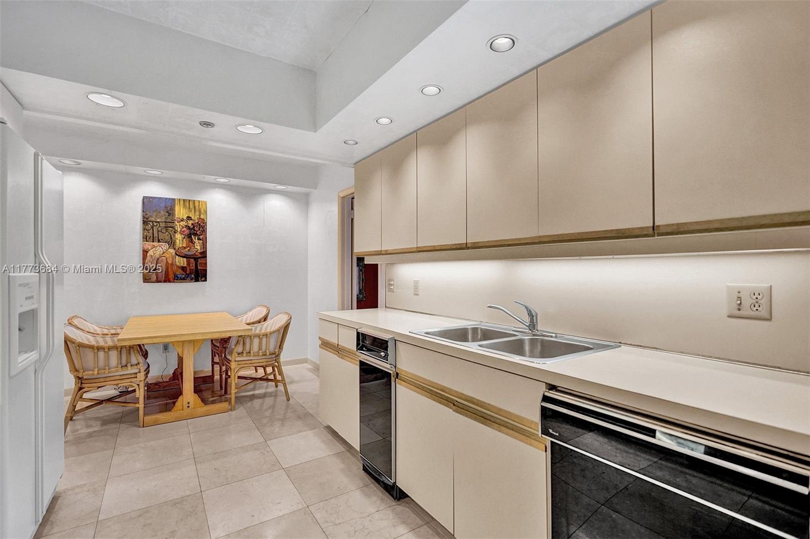 10175 Collins Ave #404, Bal Harbour, Florida image 23