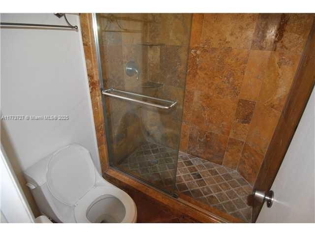 1801 S Treasure Dr #214, North Bay Village, Florida image 17