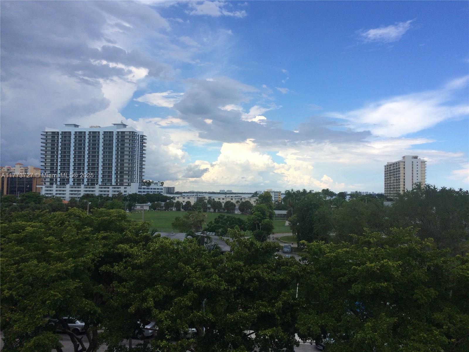 1801 S Treasure Dr #214, North Bay Village, Florida image 23