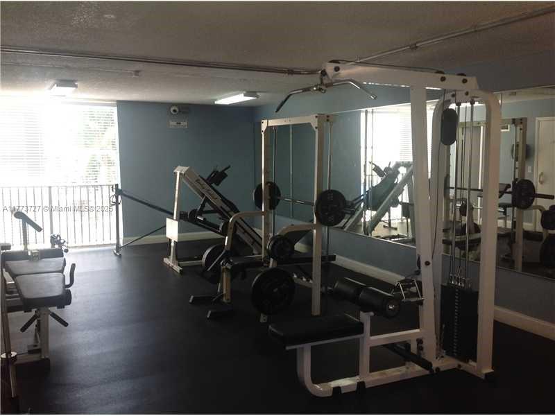 1801 S Treasure Dr #214, North Bay Village, Florida image 35