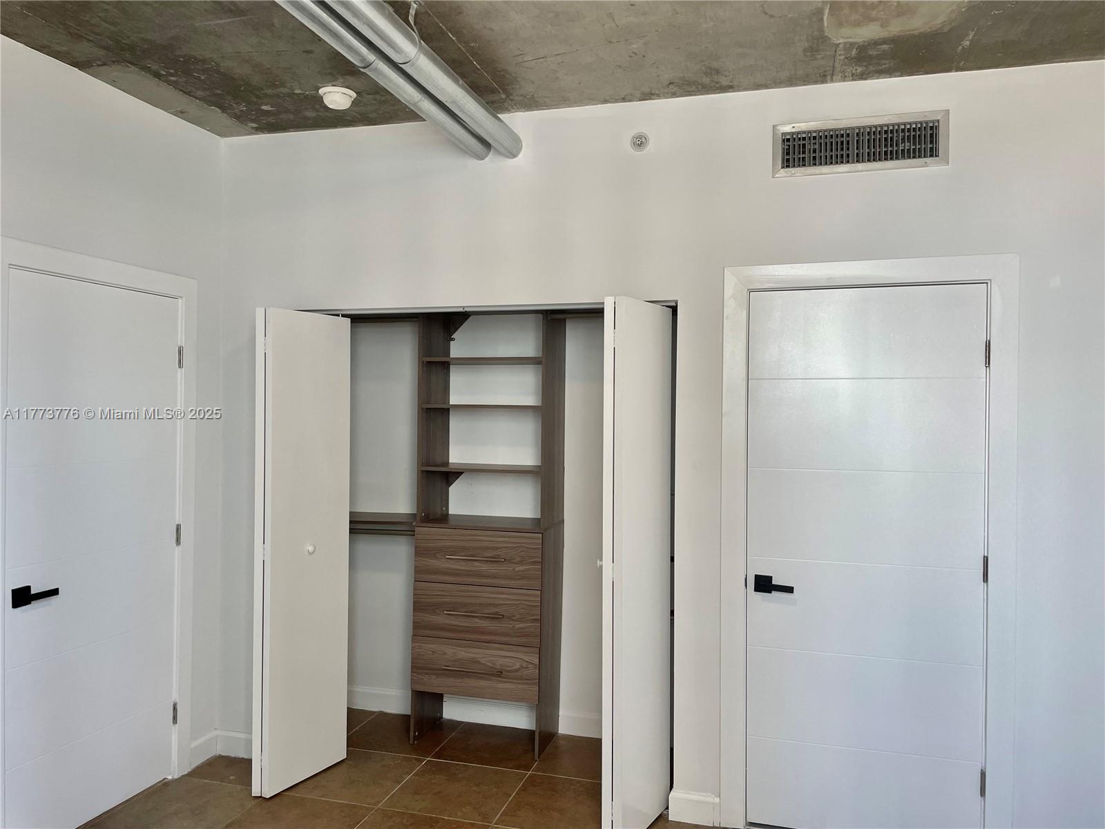 690 SW 1st Ct #1930, Miami FL 33130