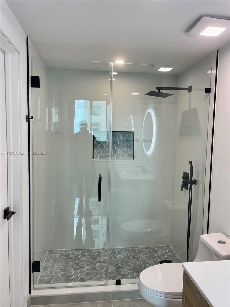 690 SW 1st Ct #1930, Miami FL 33130
