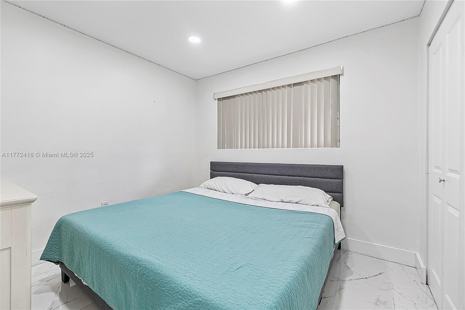910 N 70th Ave, Hollywood, Florida image 16