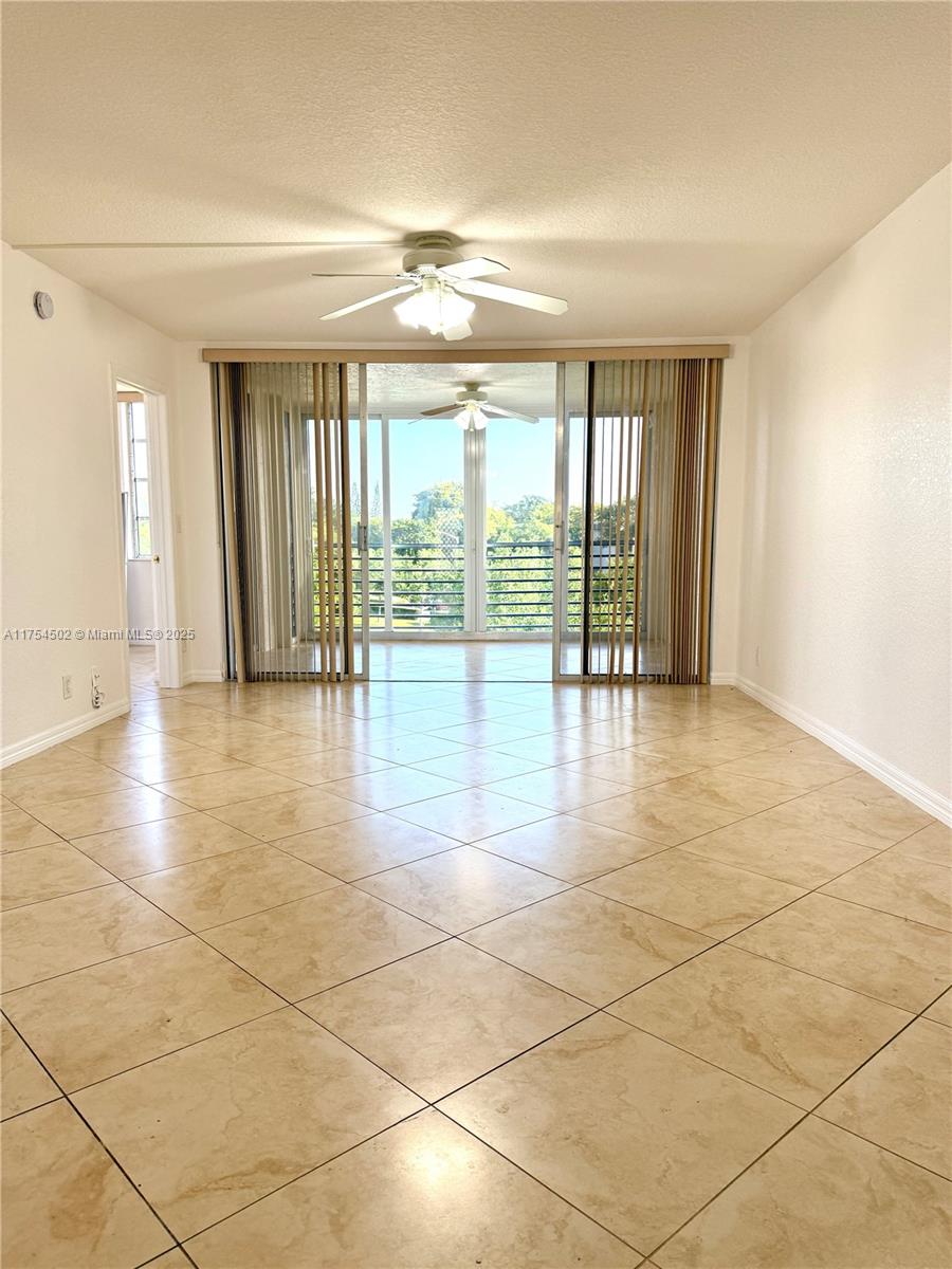 1920 Sabal Palm Dr #402, Davie, Florida image 10
