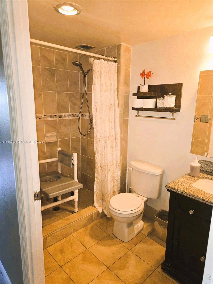 6901 Environ Blvd #7A, Lauderhill, Florida image 18