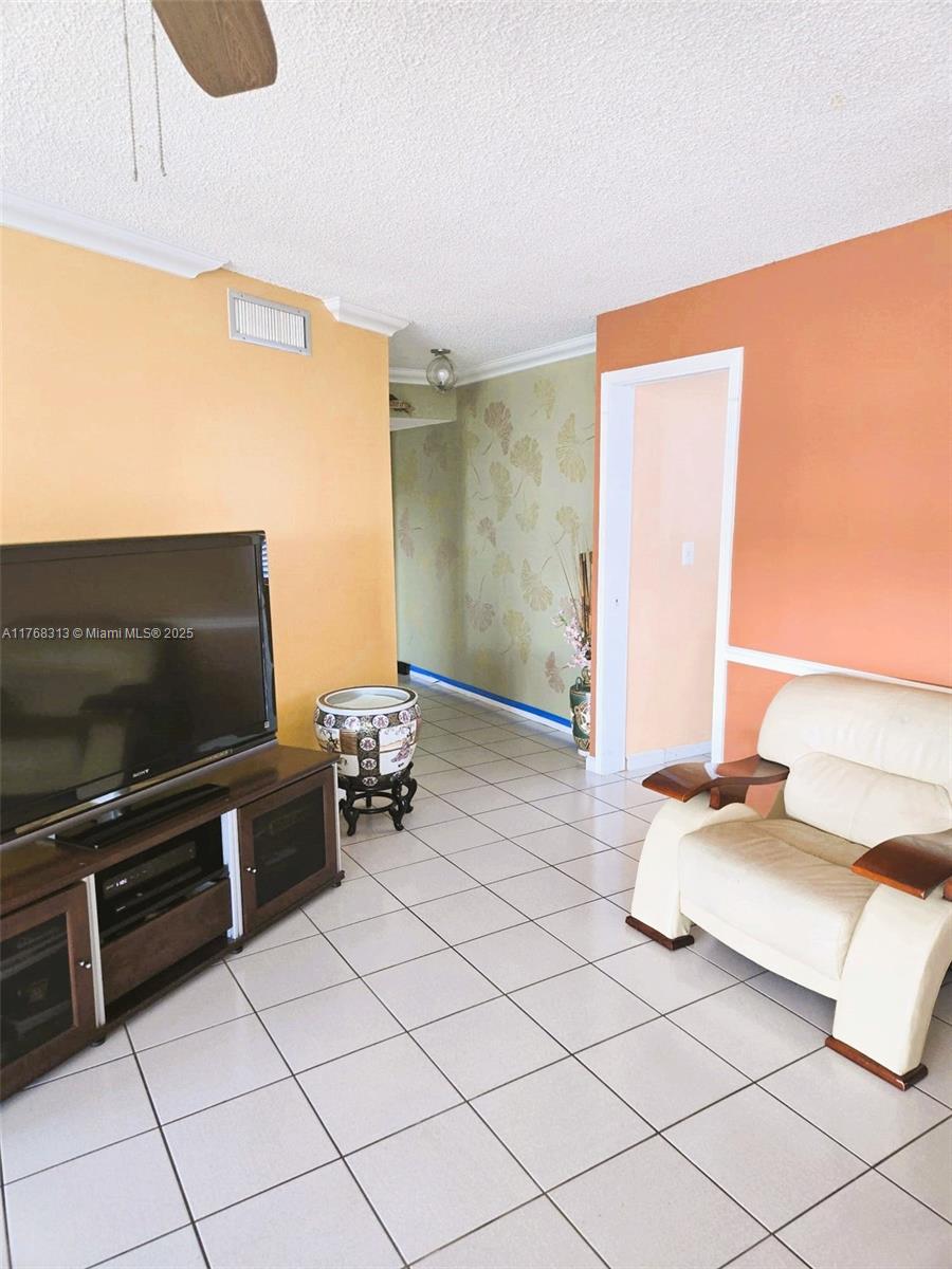 6901 Environ Blvd #7A, Lauderhill, Florida image 4