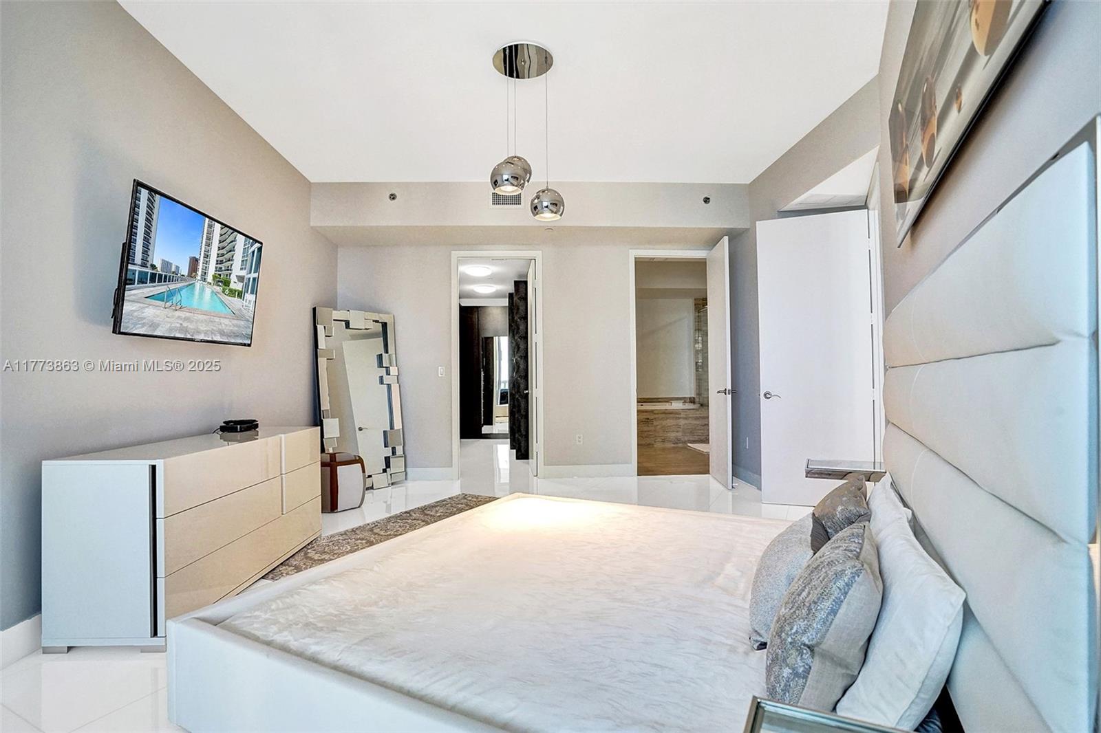 16001 Collins Ave #1503, Sunny Isles Beach FL 33160