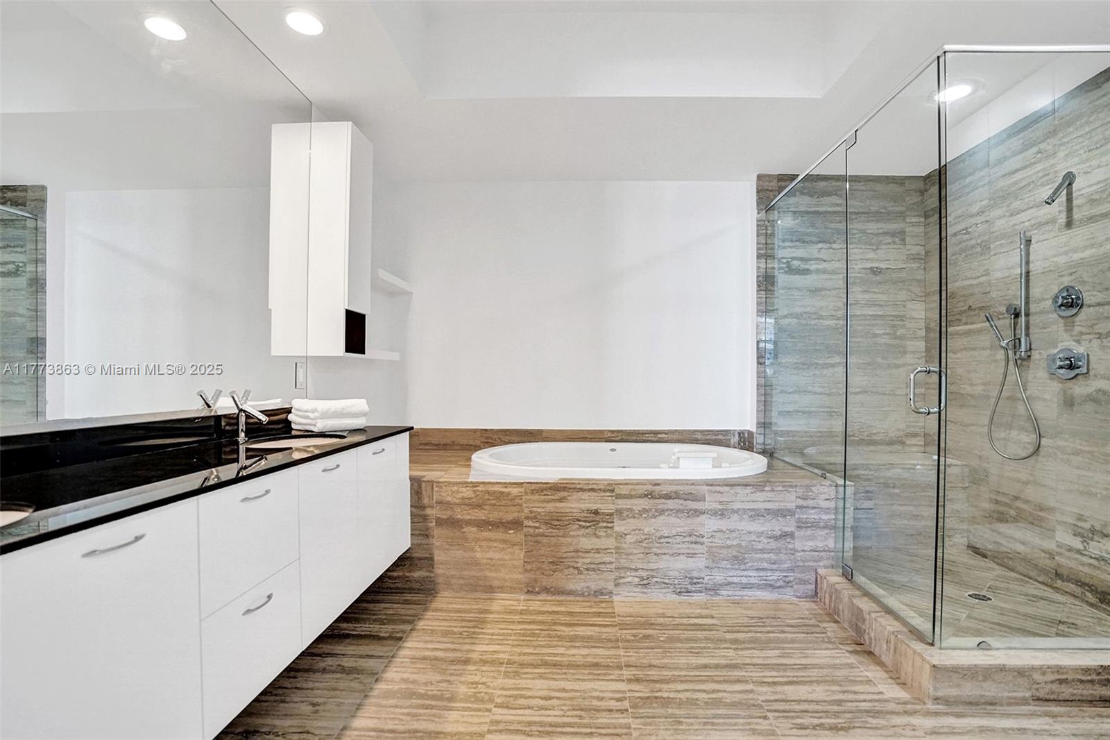 16001 Collins Ave #1503, Sunny Isles Beach FL 33160