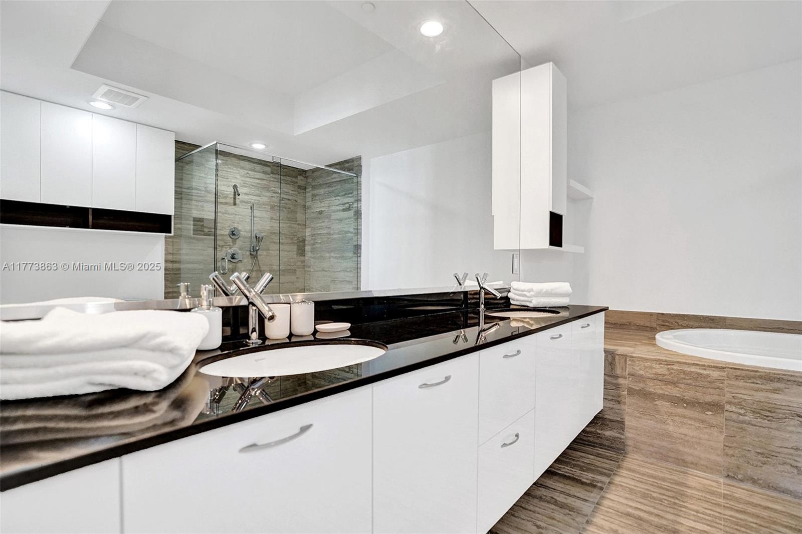 16001 Collins Ave #1503, Sunny Isles Beach FL 33160