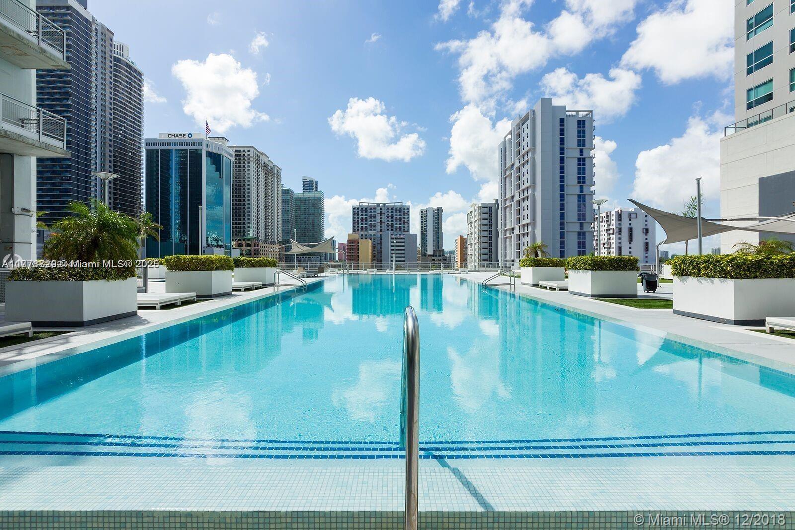 690 SW 1 CT #2317, Miami FL 33130