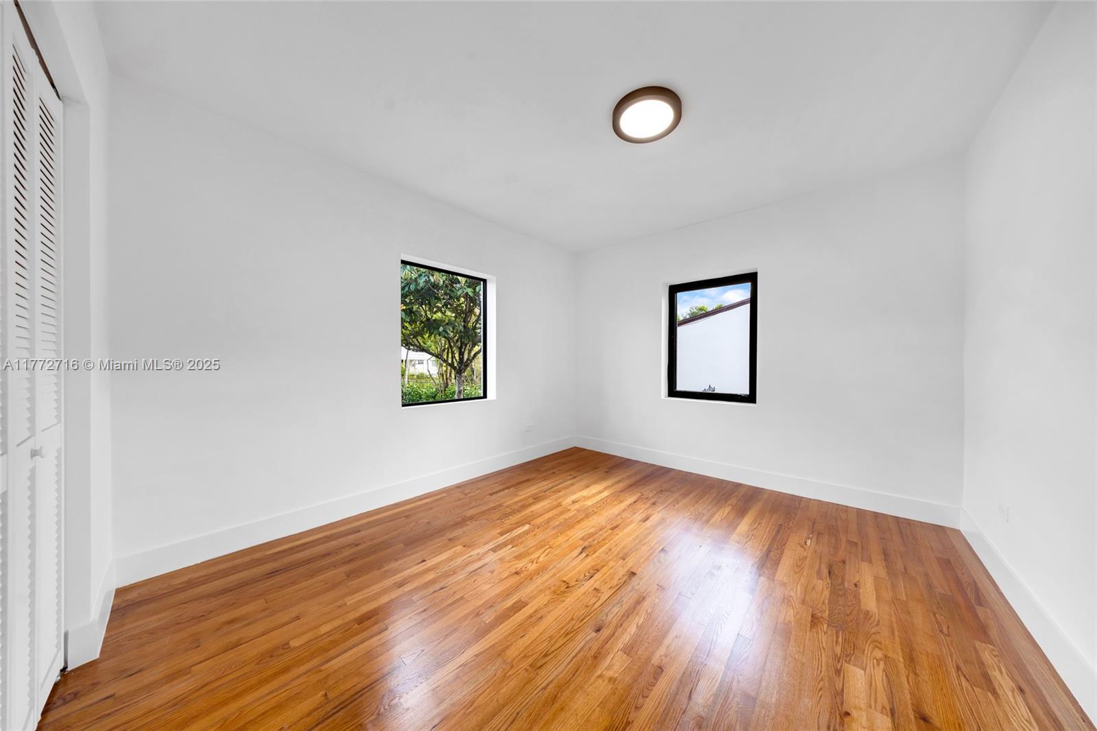 1121 Swan Ave, Miami Springs, Florida image 38