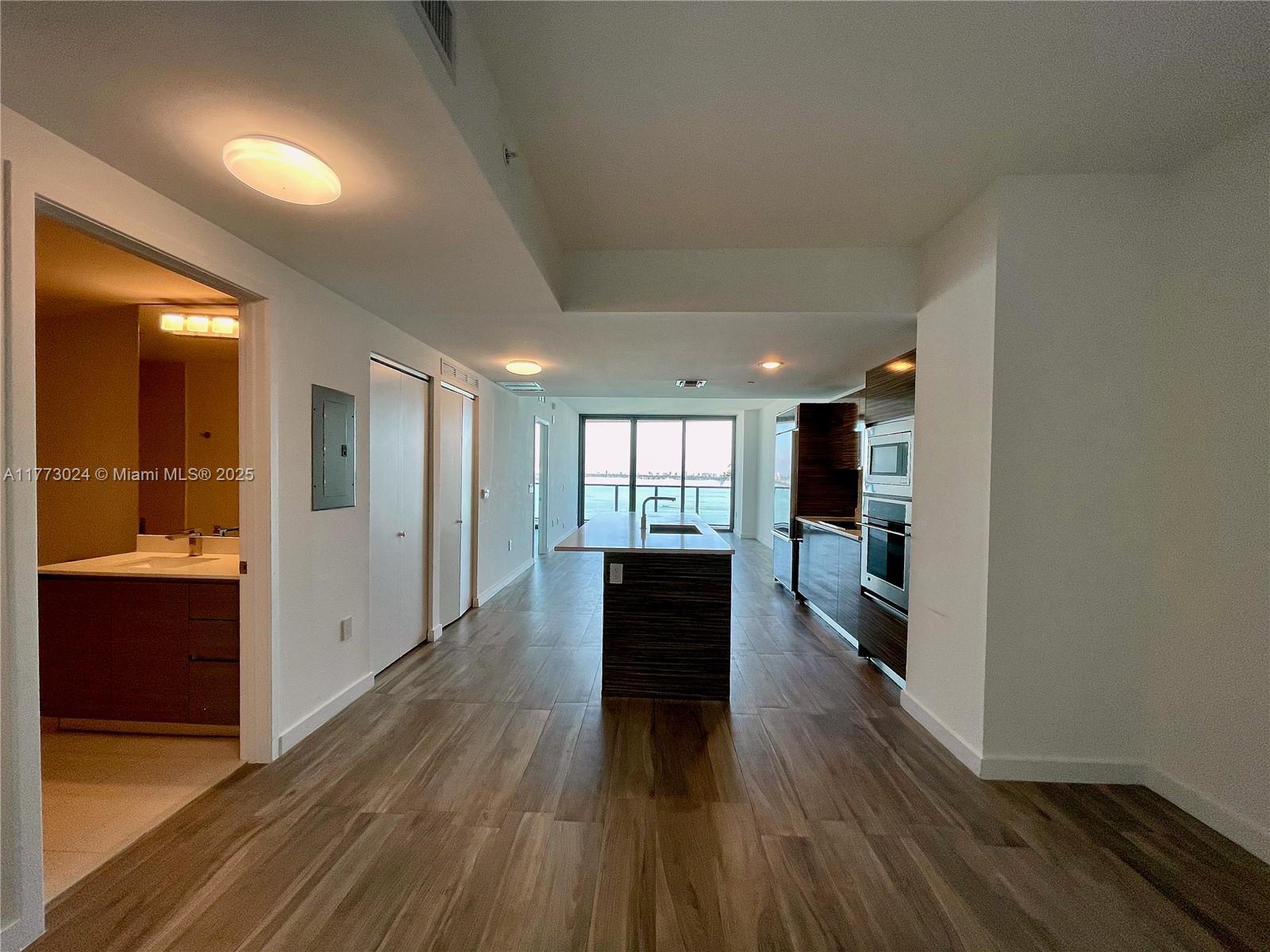 460 NE 28 STREET #2005, Miami FL 33137