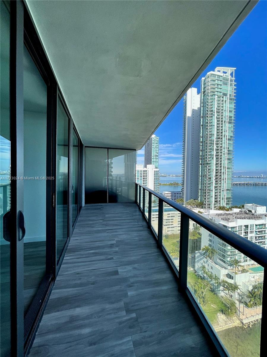 460 NE 28 STREET #2005, Miami FL 33137