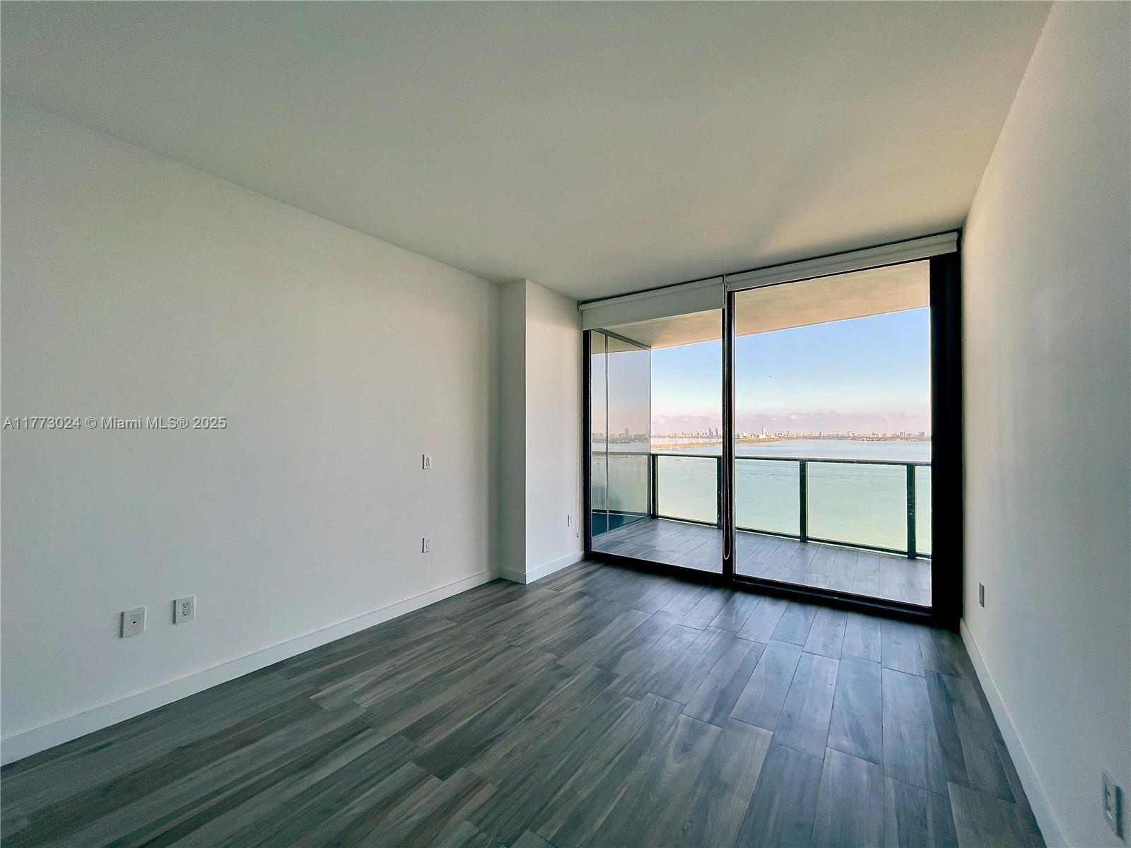 460 NE 28 STREET #2005, Miami FL 33137