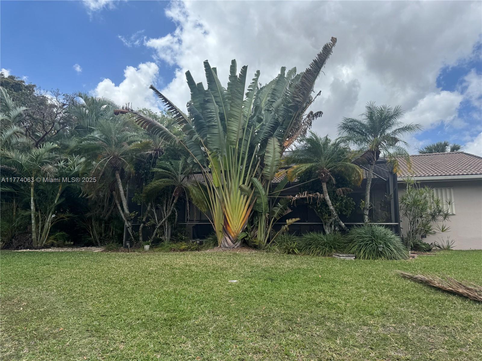 14679 Glencairn Rd, Miami Lakes, Florida image 23