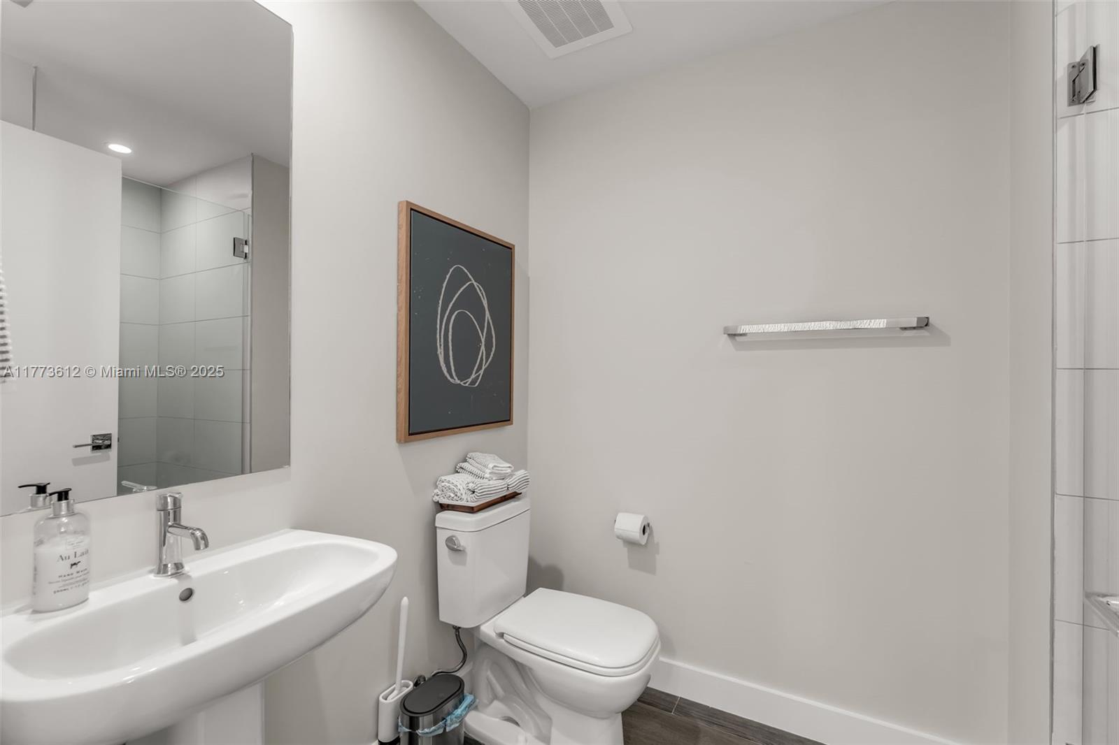 2900 NE 7th Ave #3803, Miami FL 33137