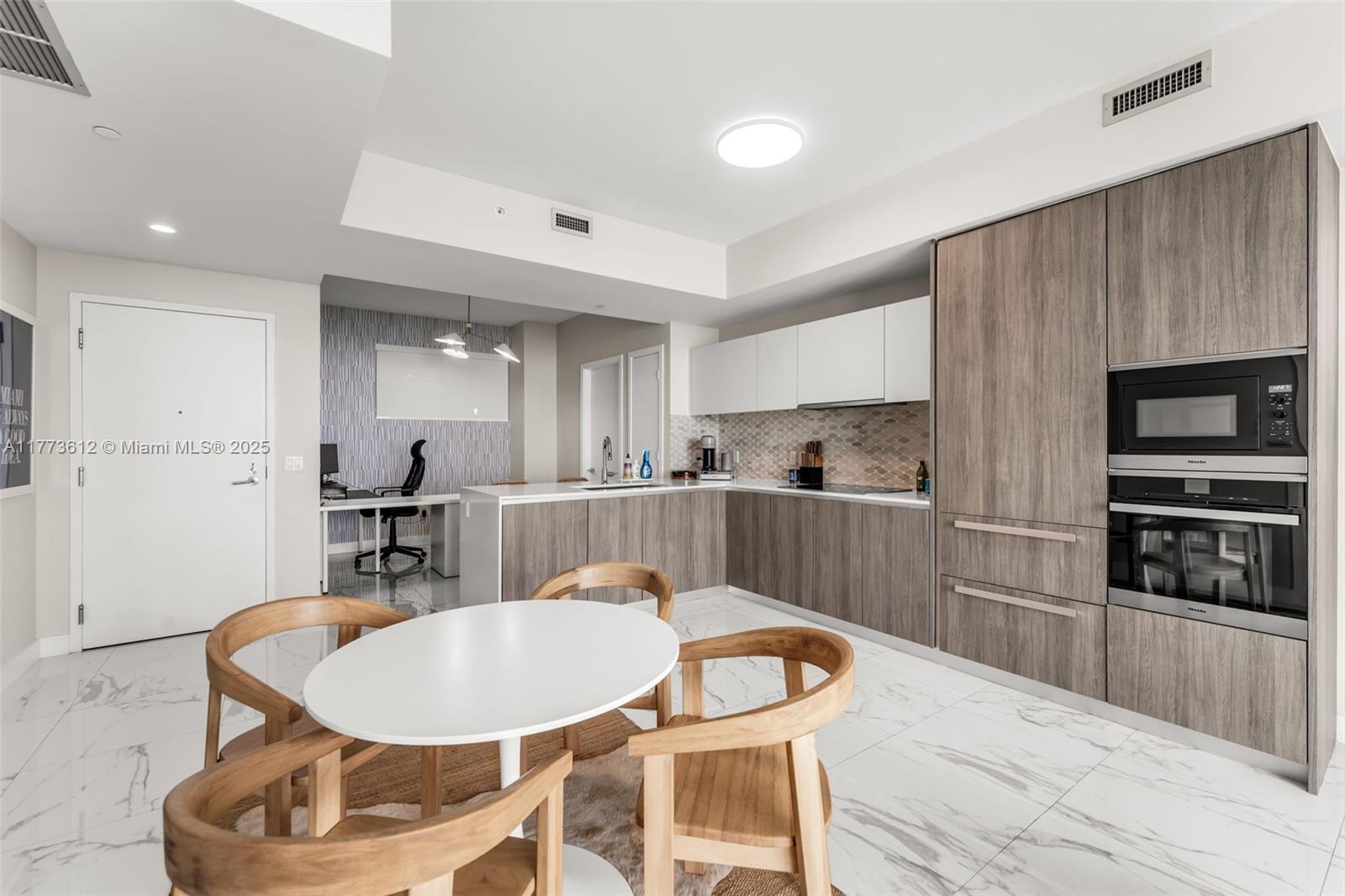 2900 NE 7th Ave #3803, Miami FL 33137