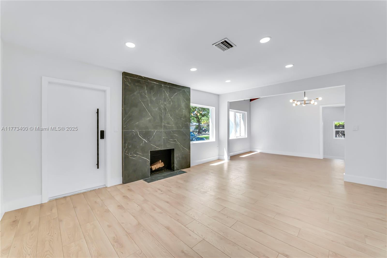 29 NE 106th St, Miami Shores, Florida image 2