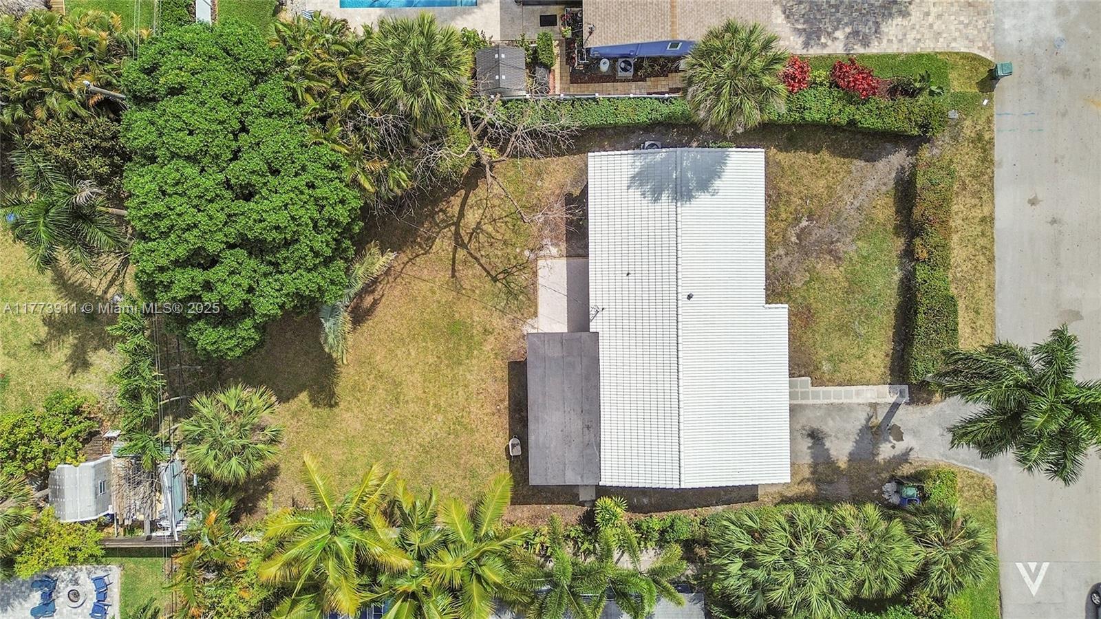 121 NW 35th St, Oakland Park, Florida image 42