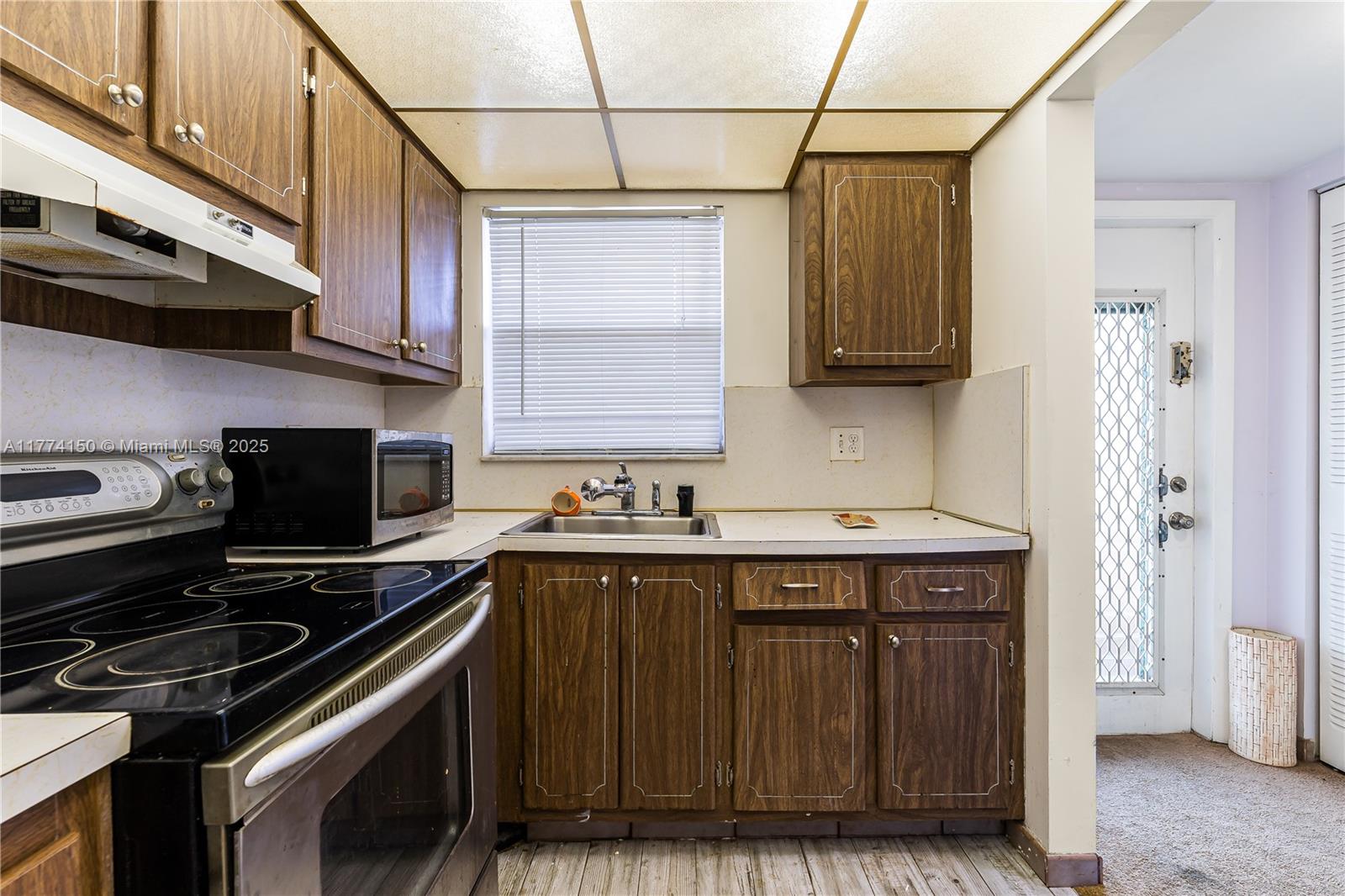 2651 E Sunrise Lakes Drive #309, Sunrise, Florida image 10