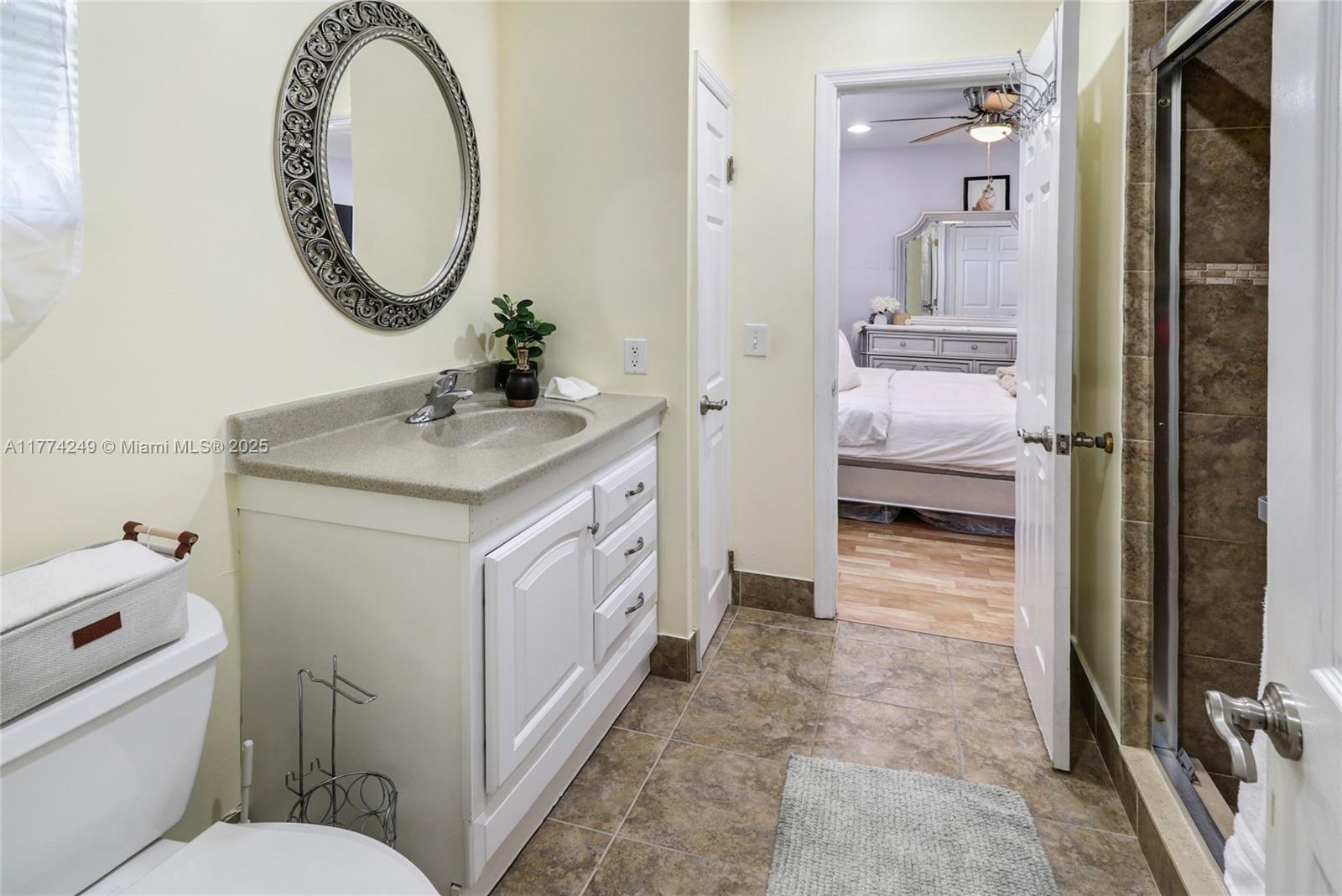8004 Lagos De Campo Blvd #C-305, Tamarac, Florida image 21