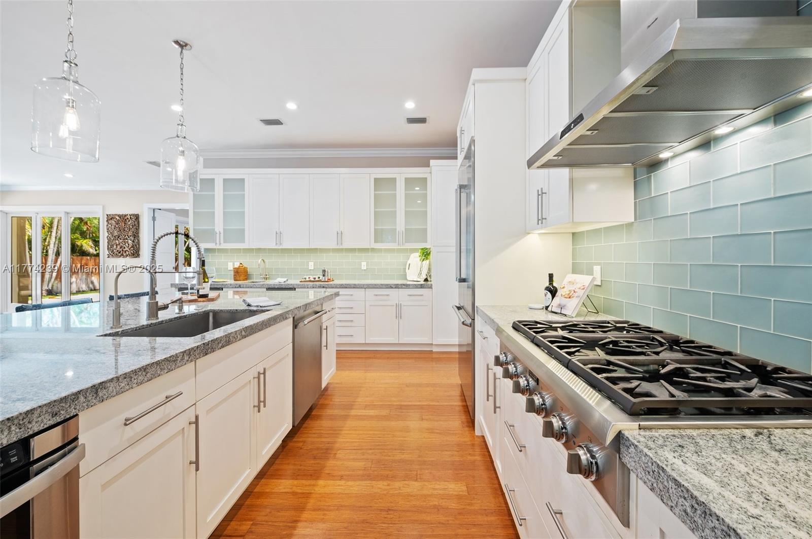 5701 SW 82nd St, South Miami, Florida image 12