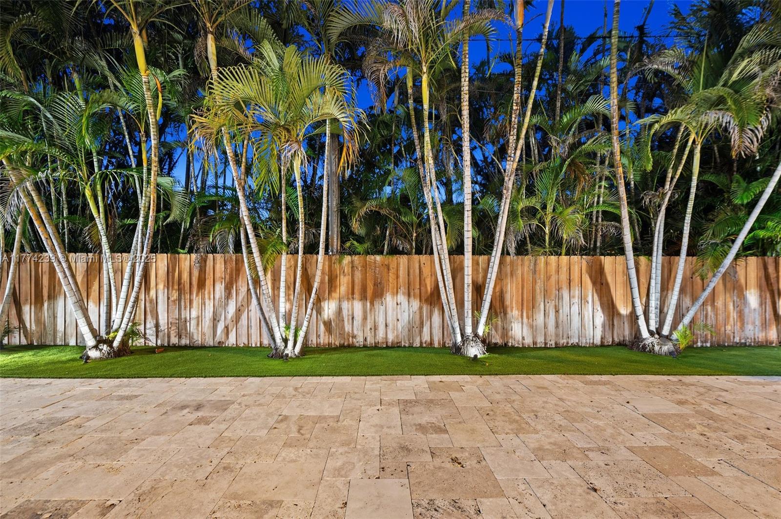 5701 SW 82nd St, South Miami, Florida image 36