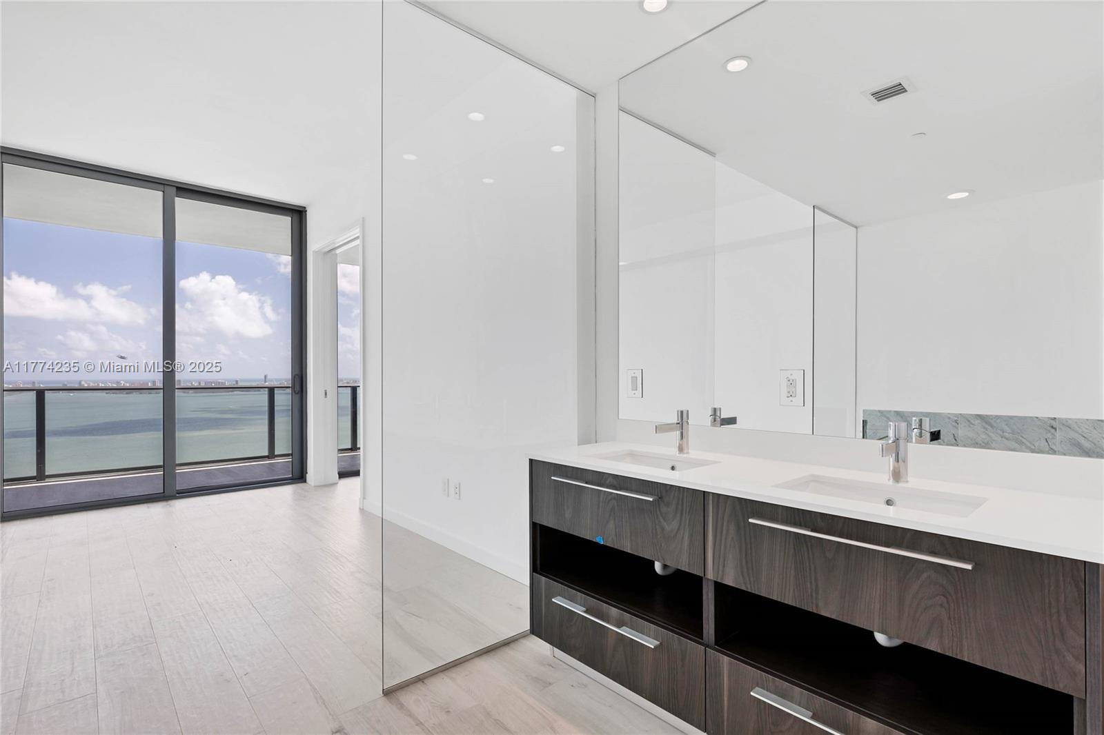 480 NE 31st St #3505, Miami FL 33137