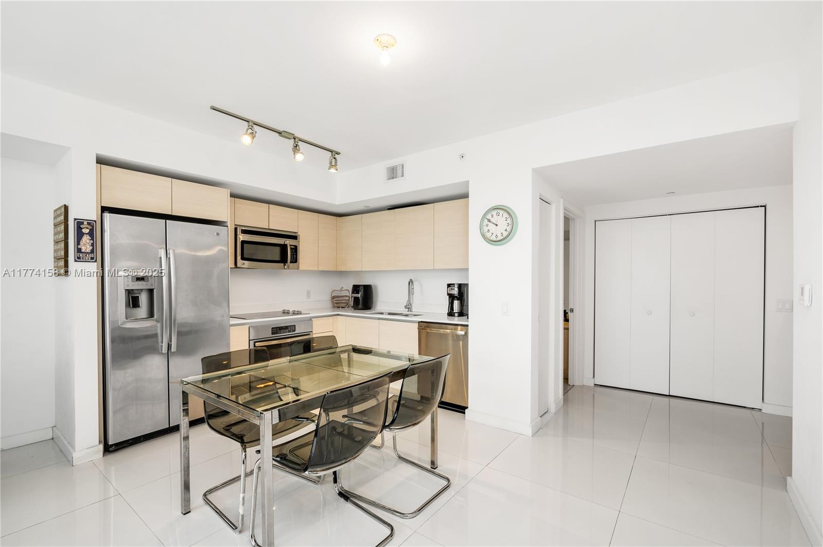 4250 Biscayne Blvd #1106, Miami FL 33137