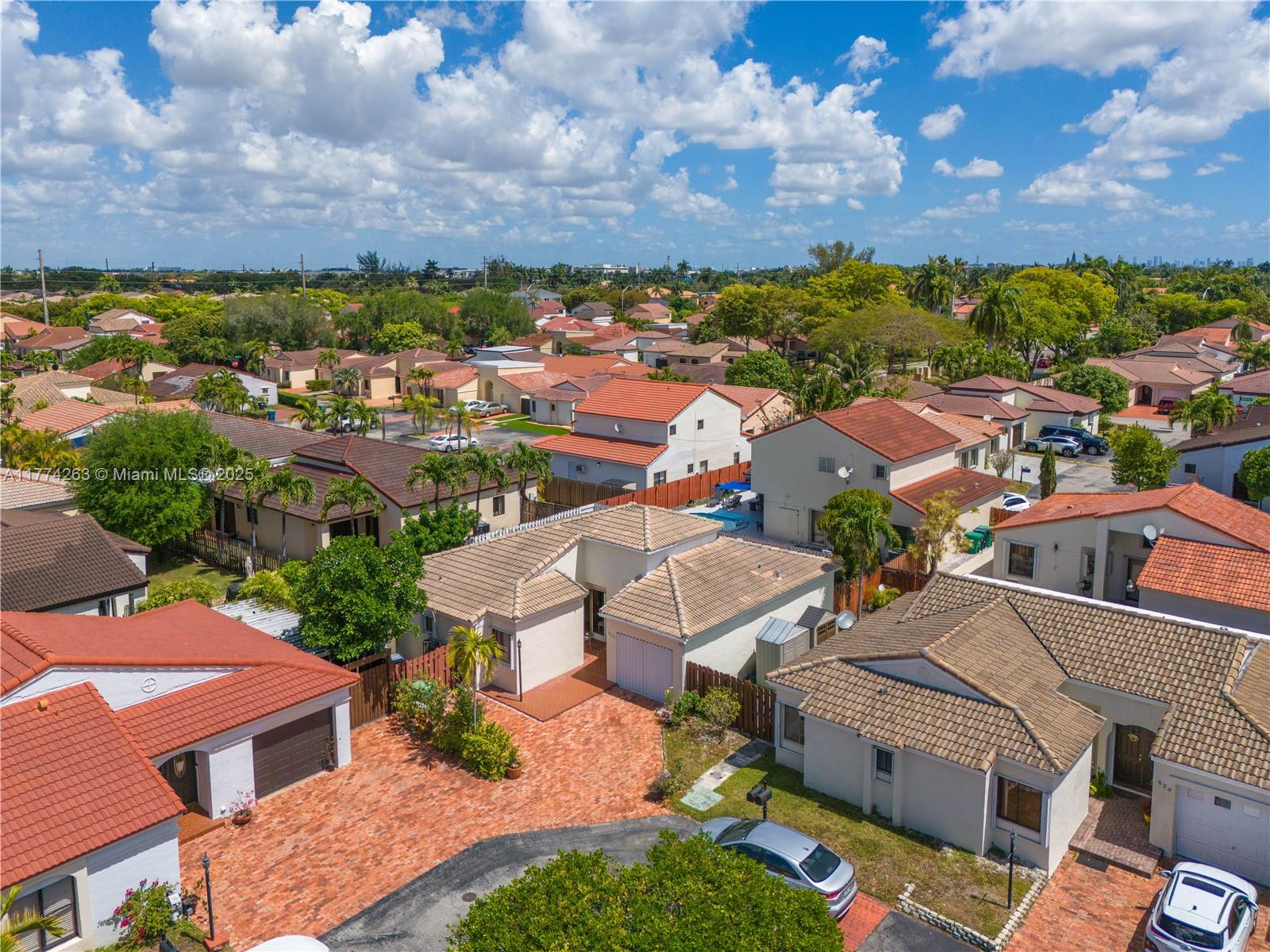 519 SW 88th Pl E, Miami, Florida image 3