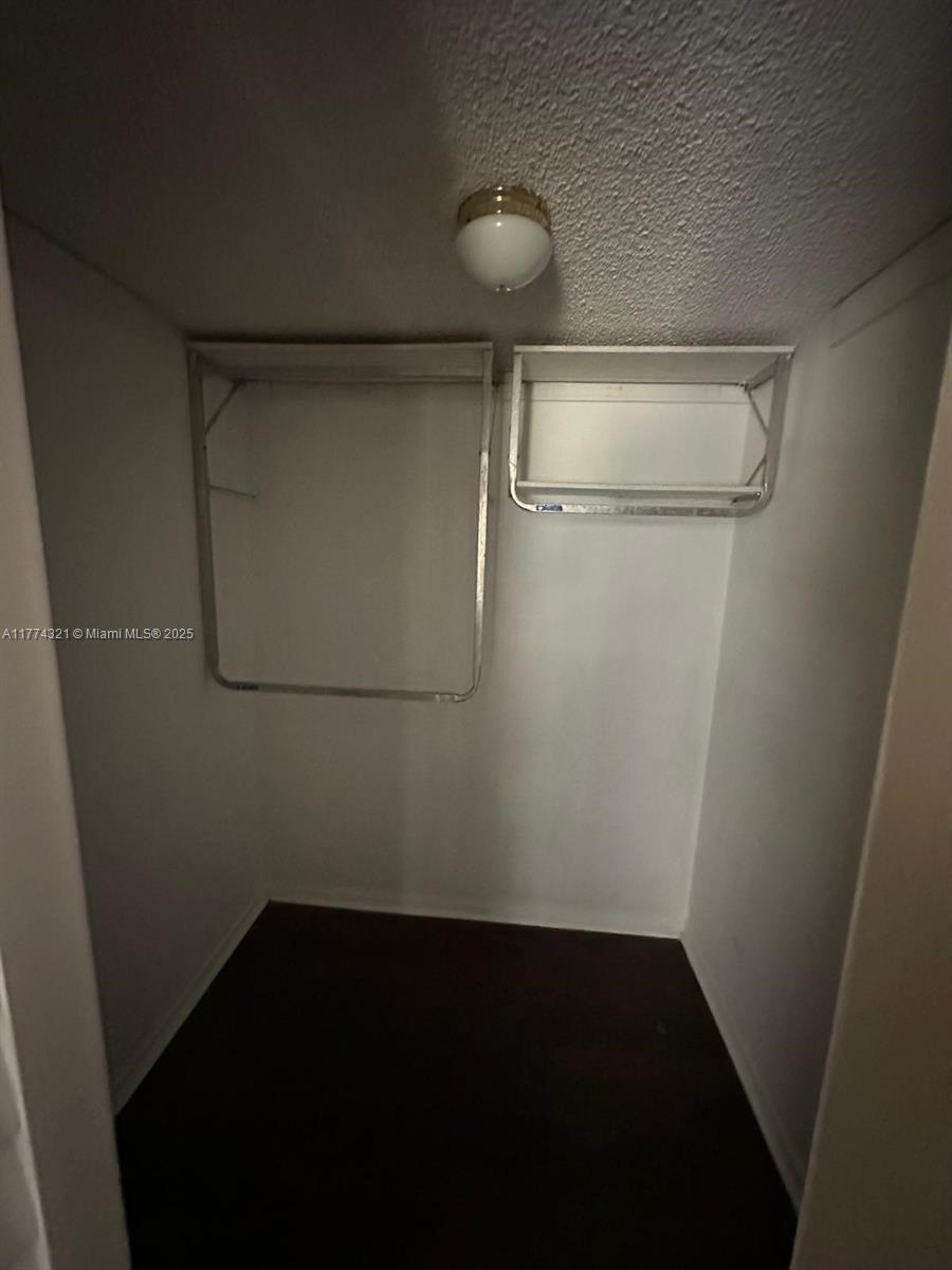 Residential, Lauderhill, Florida image 13