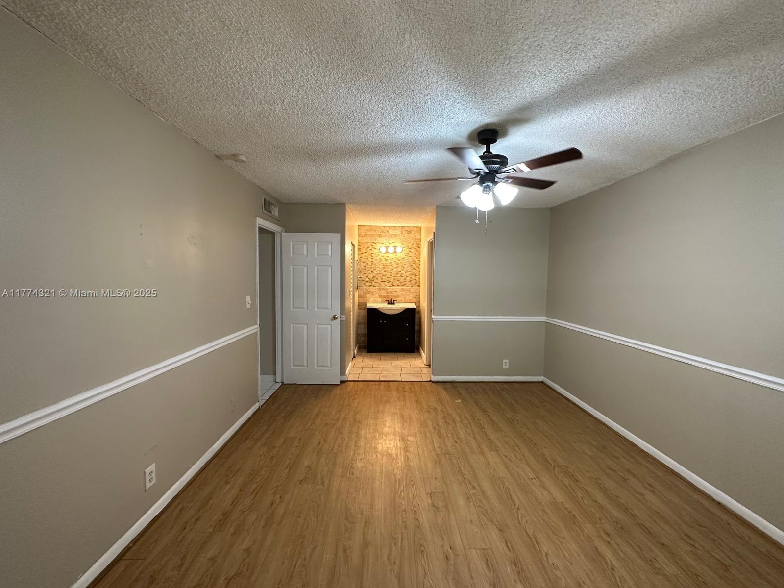 Residential, Lauderhill, Florida image 23