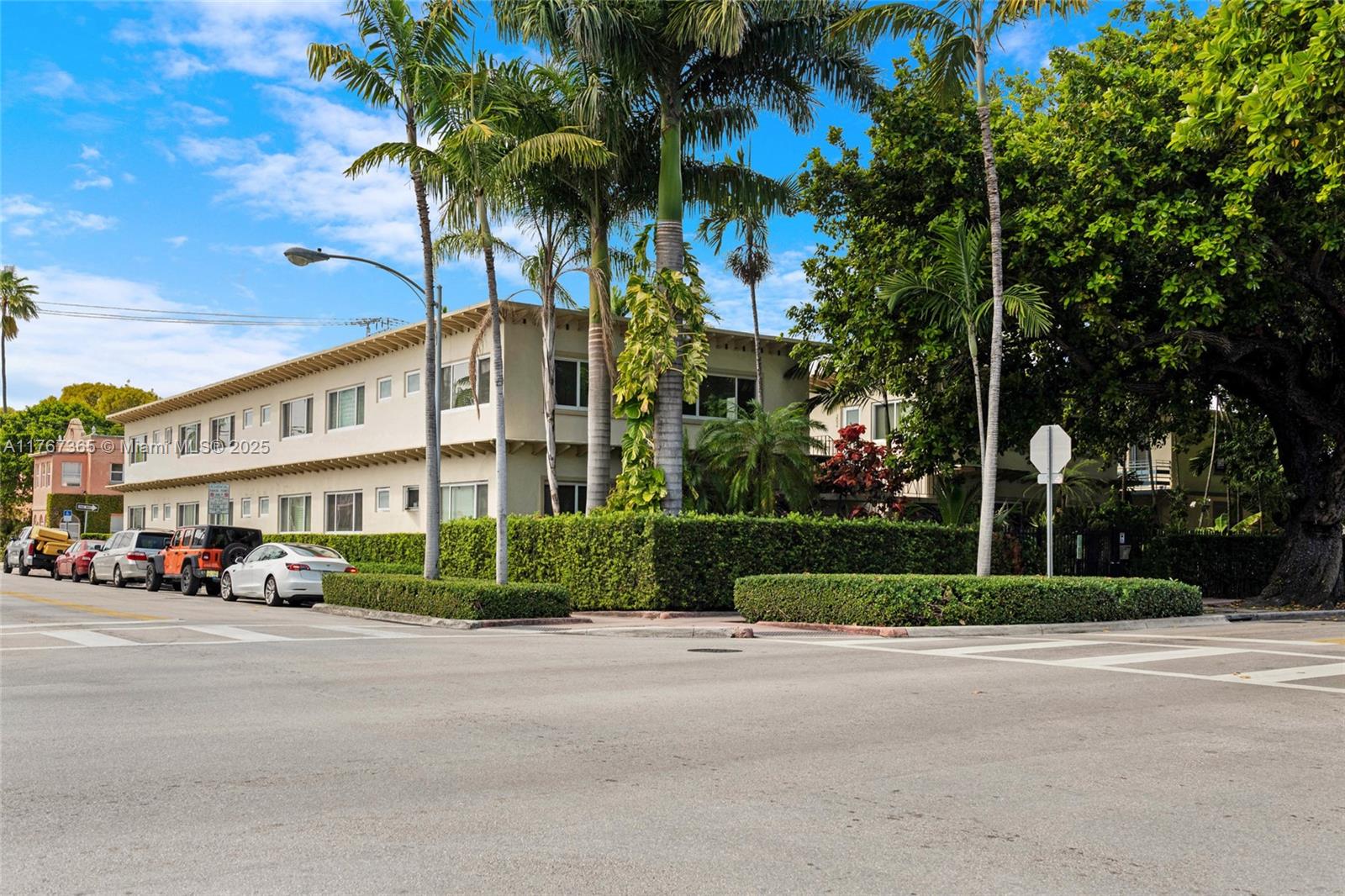 900 Meridian Ave #110, Miami Beach, Florida image 25