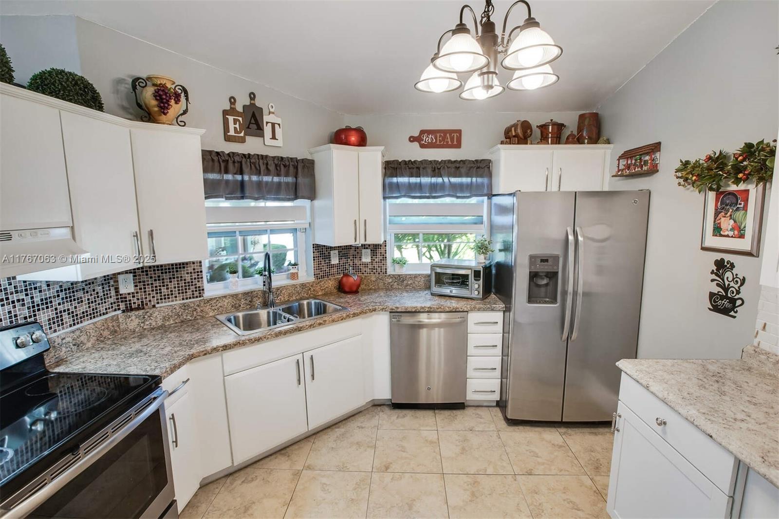 24981 SW 128th Path, Homestead, Florida image 11